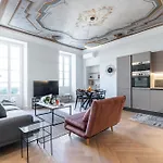 Apartment My Casa - Philibert - Traditional With Historical Fresc *
