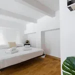 My Casa - Deloye - Spacious Quiet W Ac Near Old Town Apartment *