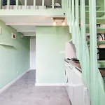 Siagre 35 - Near Main Avenue With Ac