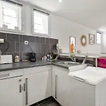 Renting - 5b Penchienatti - Charming Cozy Balcony Ac Massena Apartment Nice