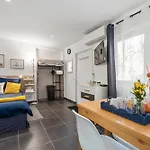 Apartment Renting - 5b Penchienatti - Charming Cozy Balcony Ac Massena *
