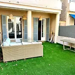 Wonderful Apartment And Garden Heart Of Nice