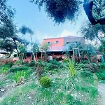 Sublime villa d\'architecte, piscine et parking