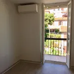 Equipe Apartment *