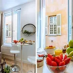My Casa - Bunico 1 - Old Town Renovated Apartment *