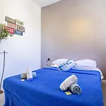 My Casa - Guisol - Typical 3 Bedroom Ac Near Port Apartment