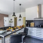 Apartment My Casa - Guisol - Typical 3 Bedroom Ac Near Port Nice