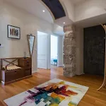 Gioffredo 14 - Spacious Apartment With Balcony