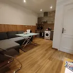 2 Pieces Renover *