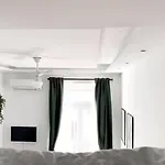 Studio Charmant, Hyper Centre, A 3Min Plage Nice Centre