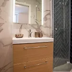 Apartment Iconic Ap4460 By Riviera Homes