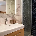 Iconic Ap4460 By Riviera Homes Apartment *