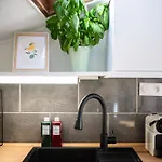 Apartment Charme & Soleil Au Dernier Etage Liberation