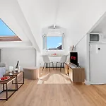 Charme & Soleil Au Dernier Etage Liberation Apartment Nice