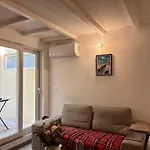 Nice Signature Delille