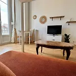 Apartment Liberation Cozy In *