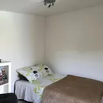 12 M2 *