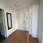 Comfy 2 Min To - Ac Apartment