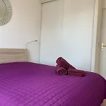 Comfy 2 Min To - Ac Apartment *