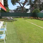 Superbe Rez De Jardin Dans Residence Au Calme