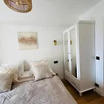 Butterfly Apartment *