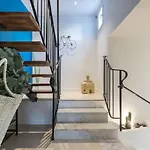 Extra Spacious Apartment 5 Min Walk To Sea & Tram