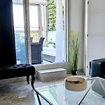 Floor With Sea View, Clim And Veranda * Nice