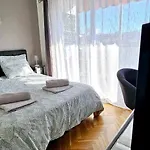 Apartment Floor With Sea View, Clim And Veranda *