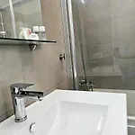 Floor With Sea View, Clim And Veranda Apartment *
