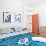 Douane - 2 Bedroom In Front Of The Port