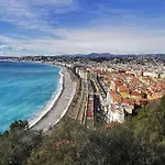 T2 Proche Tramway Et Plages *
