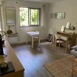 Charmant Studio Avec Piscine A Nice