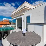 New - Sea View - Splendid Apartment