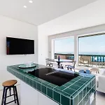 New - Sea View - Splendid *