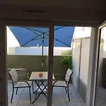 Studio Calme Et Paisible, Climatise Avec Terrasse Au Dernier Etage, 100M Du Tramway Et 20 Min De La Promenade Des Anglais