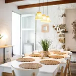 Maison De Familiale, 5 Chambres, Terrasse, A 20 Minutes Du Centre Holiday home *