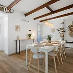 Maison De Ville Familiale, 5 Chambres, Terrasse, A 20 Minutes Du Centre Ville