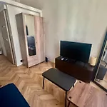 Beautiful Studio Near The Beach