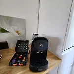 Charmant Appartement Au Calme A Proximite Du Port, De La Vieille Ville De Nice , De La Promenade Des Anglais