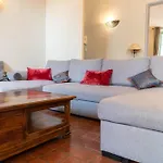 Apartment Spacieux 2p Centre Climatise