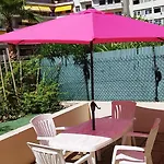 Studio-terrasse A Carras Apartment *