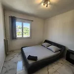 Spacieux 3 Et Balcon Apartment *