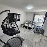 Spacieux 3 Et Balcon Apartment *