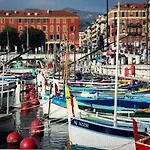 A Studio At Nice Beach
