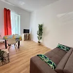 Villa Amira Angely Vauban