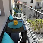Elegant Apartment Terrace Port Of Nice