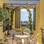 Apartment Luxurious Penthouse, 2 Bedroom Suites, 3 Spacious Terraces, Gorgeous Views Of Mountains And Sea,
