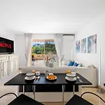 Apartment Fabron, Terrasse & Piscine Dans *