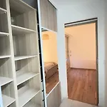 Grand 2 Pieces Avec Grande Terrasse A 15mn Centre-ville, Gare Et Promenade Des *