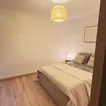 Grand 2 Pieces Avec Grande Terrasse A 15mn Centre-ville, Gare Et Promenade Des Apartment